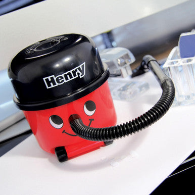 Henry Desk Vacuum