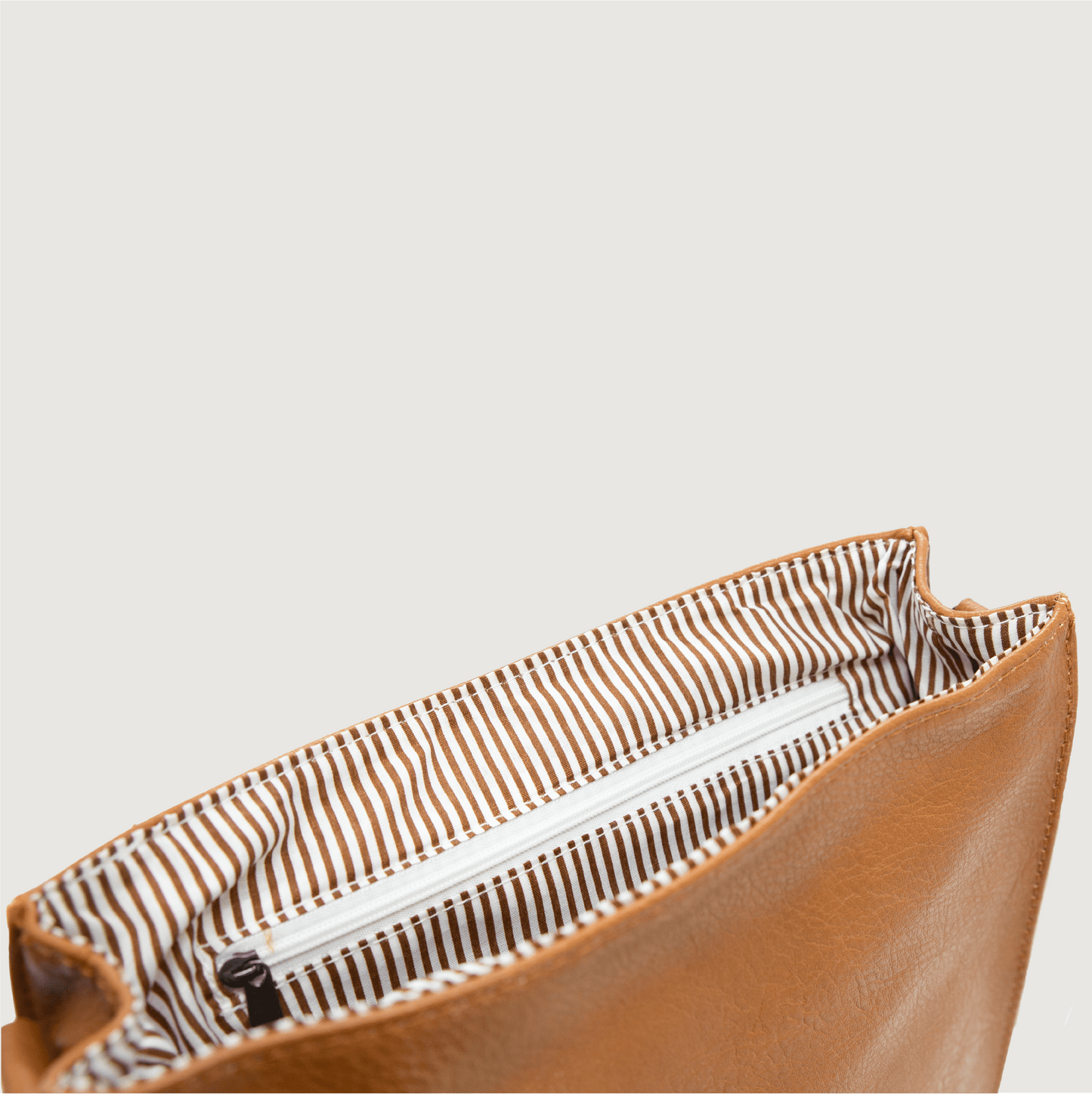 Moana Road Uni Satchel [ Nomad Tan - 316]